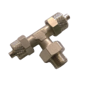 SWIVEL TEE CENTRAL MALE CYLINDRICAL 